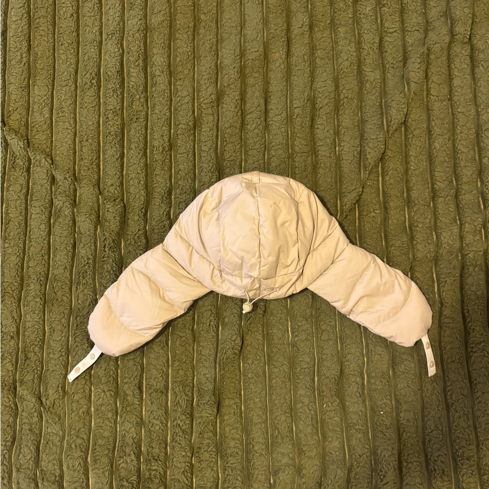 Lululemon Wunderpuff Trapper Hat - Picture 3 of 5